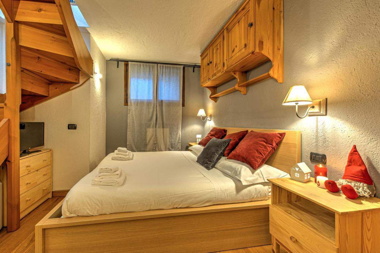 Casa Julie - Accogliente Rifugio Nella Quiete - Cour 0157 Apartment Courmayeur Exterior photo